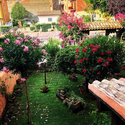 Garden, Garden view