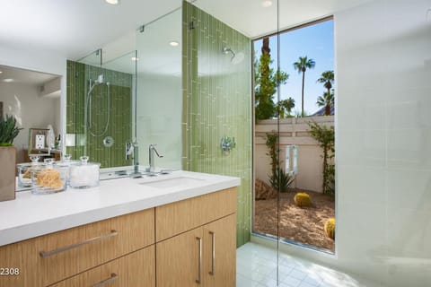 La Paloma Palms House in Palm Springs