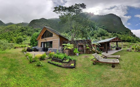 Facade/entrance, Garden, Garden view, Garden view, Mountain view, Mountain view, Area and facilities, Certificate/Award