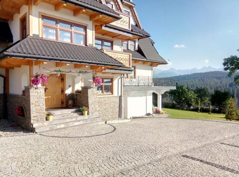 Property building, Mountain view