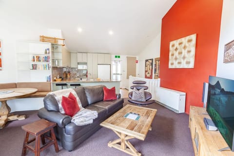 Kitchen or kitchenette, Living room, Dining area