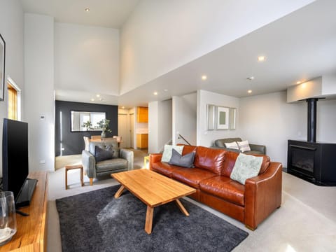 Living room, fireplace
