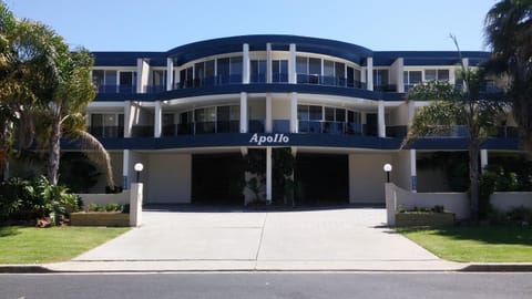 Property building, Facade/entrance