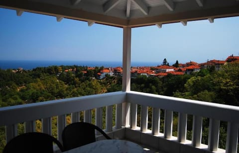 Villa Pantheon Hotel in Litochoro