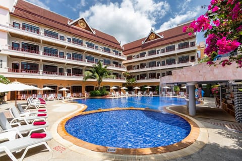 Property building, Pool view, Swimming pool, Swimming pool