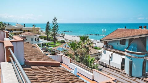 Property building, Bird's eye view, View (from property/room), Beach, Sea view
