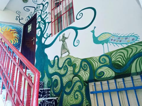 Property building, Facade/entrance, Property logo or sign, On site