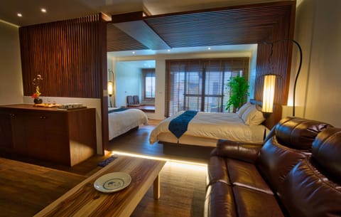 Library, Balcony/Terrace, Living room, Seating area, Bedroom