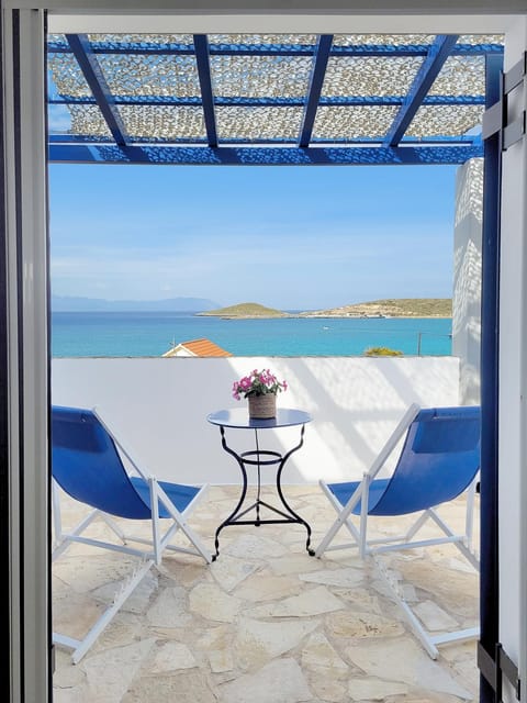 Seating area, Sea view