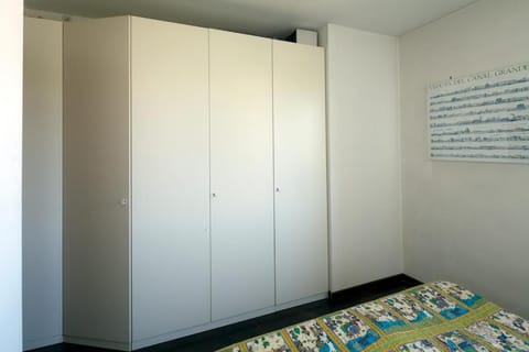 Old Harbour House Apartment in Grado