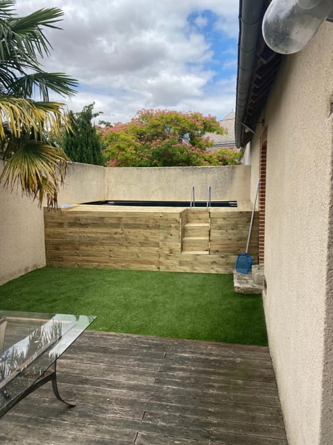 Lodge de Loire - rive droite - proche Chambord House in Centre-Val de Loire