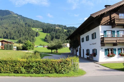 Pension Klausnerhof Bed and Breakfast in Salzburgerland