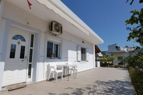 Apartments Gentian Oruci Apartment in Ksamil