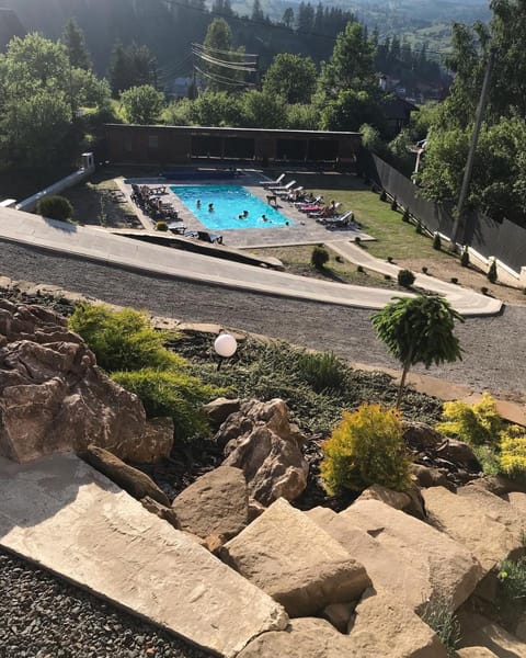 Swimming pool