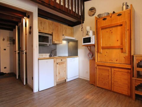 Appartement cosy 2 pièces, 5 pers, animaux admis, proche pistes - L'Alpe d'Huez - FR-1-405-80 Apartment in Huez