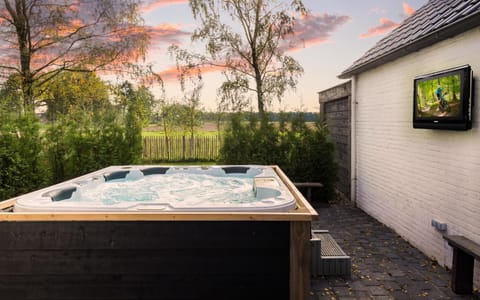 Bed & Breakfast de Zandhoef Nature lodge in North Brabant (province)
