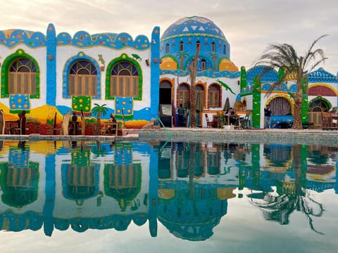 Property building, Swimming pool