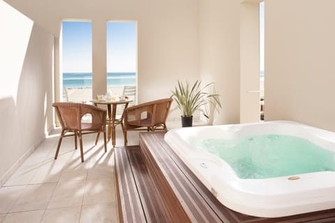 Hot Tub, Bedroom