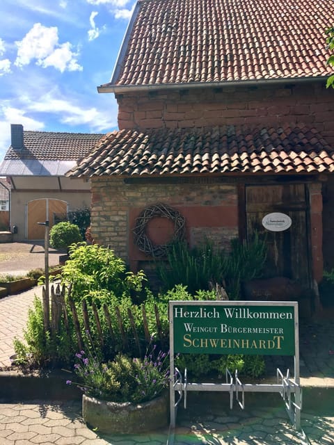HEINRICHs winery bed & breakfast Hotel in Mainz-Bingen