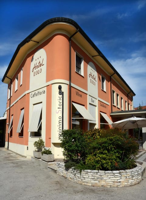 Property building, Nearby landmark, Facade/entrance
