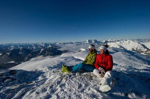 Activities, Ski School, Skiing, Hiking