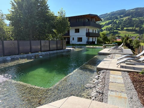 Garden, Garden view, Lake view, Mountain view, Pool view, Swimming pool, sunbed