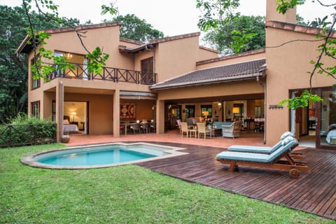 Property building, Garden view, Swimming pool