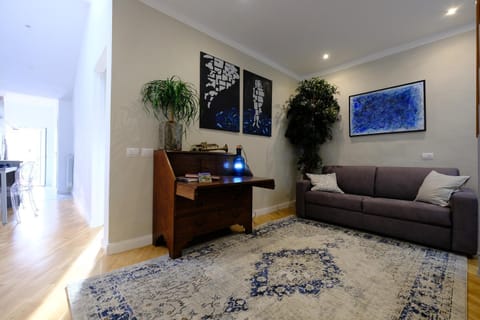 Rodolfo Suite Apartment in Florence