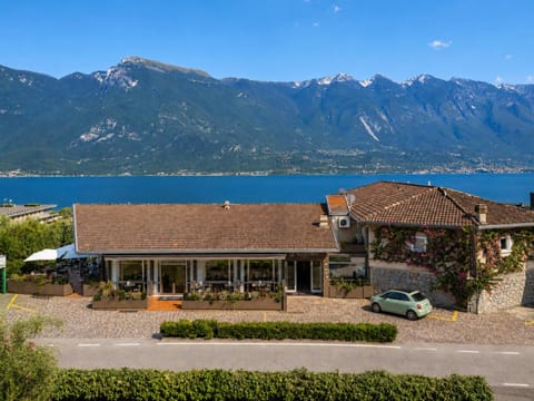 Property building, Lake view
