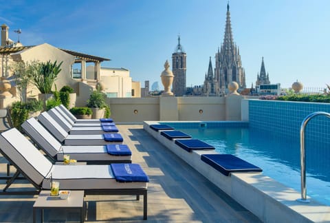 Swimming pool, Swimming pool