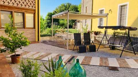 Inner courtyard view