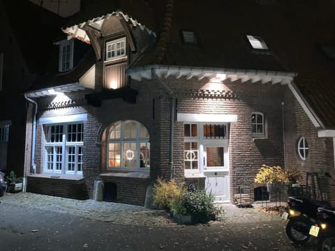 Le Pigeonnier, maison d'hôtes et Spa Bed and Breakfast in Villeneuve-d'Ascq