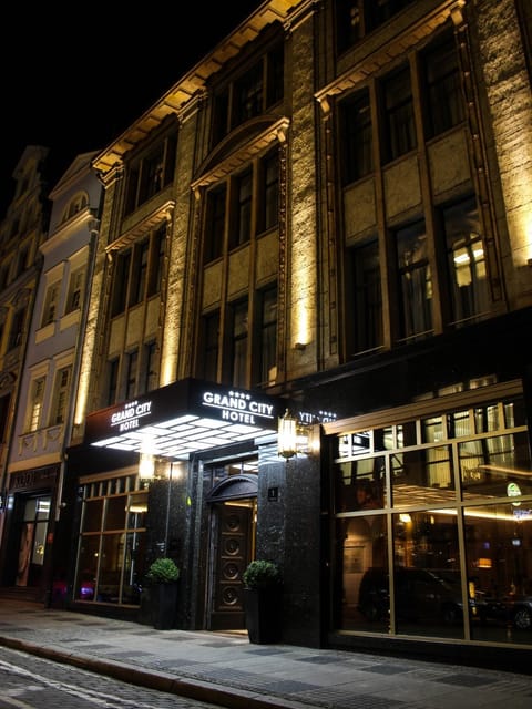 Property building, Facade/entrance