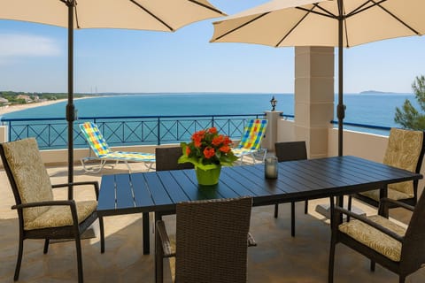 View (from property/room), Balcony/Terrace, Sea view