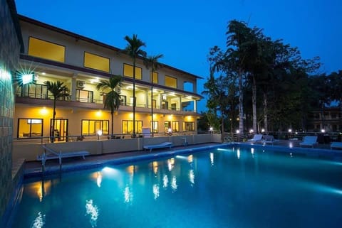 Property building, Swimming pool