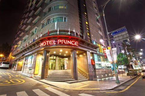 Facade/entrance, Property logo or sign