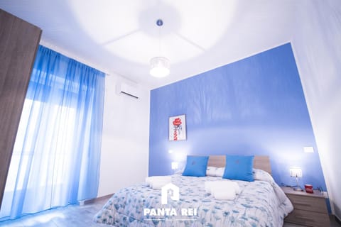 Bed, Bedroom, air conditioner