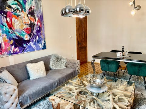 City Center Stylish 3 Bedroom Apartment Apartment in Sofia
