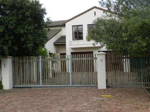 Sunset at Diluta House in Cape Town