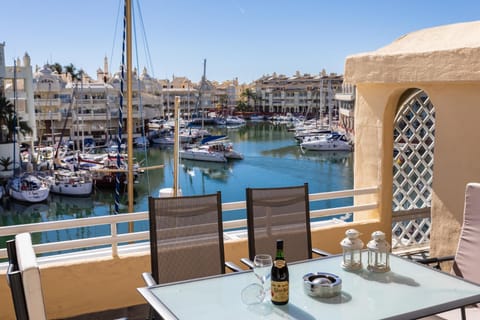 Balcony/Terrace, Landmark view, Sea view