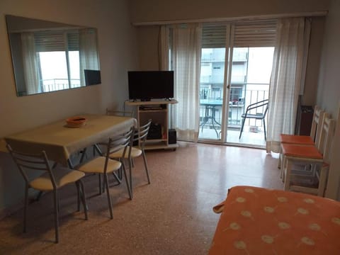 Communal lounge/ TV room, Dining area