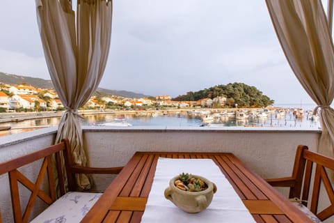 View (from property/room), Balcony/Terrace, Sea view, Sea view, Family