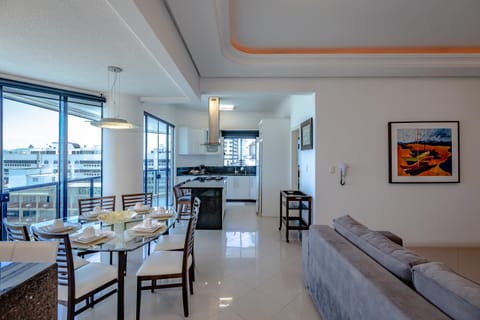 Spring, Day, Balcony/Terrace, Communal kitchen, On site