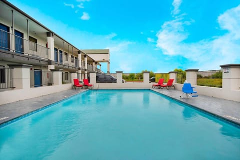 Pool view, Swimming pool