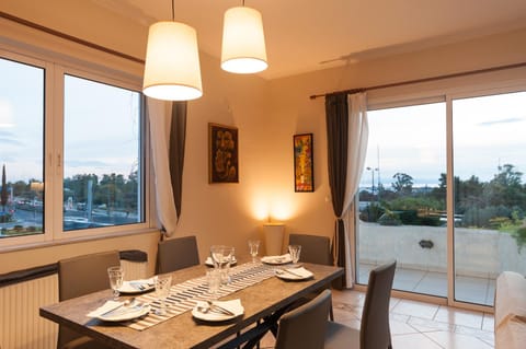 Living room, Dining area, Sea view
