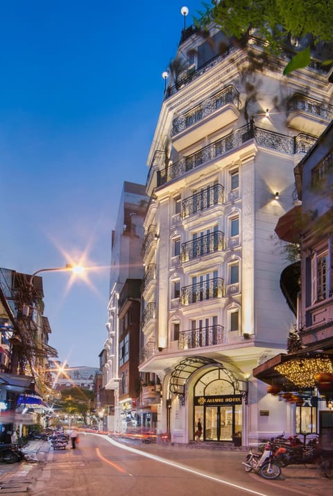 Property building, Facade/entrance, Off site, Sunset