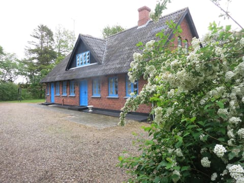 Property building, Spring, Garden view