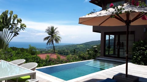 Pool view, Sea view, Swimming pool