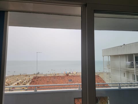 Day, Natural landscape, Balcony/Terrace, Sea view