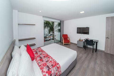 Bed, TV and multimedia, Balcony/Terrace, Photo of the whole room, Bedroom, hair dresser